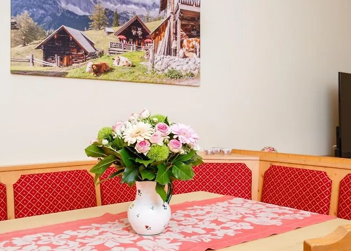 With 1 Bedroom بيت للعطل